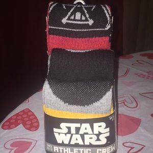 🐝🐝 Brand new 3 pairs men's Star Wars Socks